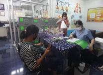 26/9/66 รพ.สต.บ้านสันป่าไร่ ร่วมกับ รพ.แม่ระมาด จ่ายยาให้ผู้ป่วย NCD กลุ่ม 3 (โรคความดันโลหิตสูง) จำนวน 50 ราย