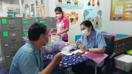 24/10/66 ช่วงบ่าย รพ.สต.บ้านสันป่าไร่ ร่วมกับ แพทย์ และ ทีม รพ.แม่ระมาด จ่ายยาผู้ป่วยโรคเบาหวาน ที่รับยาที่ รพ.สต.จำนวน 22 ราย มีกิจกรรมแลกเปลี่ยนเรียนรู้,แจ้งผลการตรวจเลือด/ผลการตรวจ EKG ประจำปี,จ่ายยา,ตรวจสุขภาพช่องปาก,นับจำนวนยาและทบทวนความเข้าใจการทาน