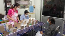 24/10/66 ช่วงบ่าย รพ.สต.บ้านสันป่าไร่ ร่วมกับ แพทย์ และ ทีม รพ.แม่ระมาด จ่ายยาผู้ป่วยโรคเบาหวาน ที่รับยาที่ รพ.สต.จำนวน 22 ราย มีกิจกรรมแลกเปลี่ยนเรียนรู้,แจ้งผลการตรวจเลือด/ผลการตรวจ EKG ประจำปี,จ่ายยา,ตรวจสุขภาพช่องปาก,นับจำนวนยาและทบทวนความเข้าใจการทาน