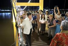 นายกองค์การบริหารส่วนจังหวัดตาก เป็นประธานเปิดโครงการจัดนิทรรศการและออกบูธประชาสัมพันธ์การท่องเที่ยวจังหวัดตาก ประจำปีงบประมาณ พ.ศ. ๒๕๖๗ "เปิดไฟสะพานแห่งรัก ต้อนรับลมหนาว" ณ สะพานสมโภชกรุงรัตนโกสินทร์ 200 ปี จังหวัดตาก