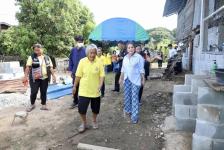รองนายกองค์การบริหารส่วนจังหวัดตาก ลงพื้นที่มอบบ้านให้แก่ผู้พิการ ผู้สูงอายุ ตามโครงการปรับปรุงบ้านให้แก่ผู้พิการ ผู้สูงอายุ ในเขตตำบลยกกระบัตร ประจำปีงบประมาณ พ.ศ.2566
