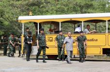 นายกองค์การบริหารส่วนจังหวัดตาก ได้มอบหมายให้ ฝ่ายส่งเสริมการท่องเที่ยว สำนักปลัด องค์การบริหารส่วนจัวหวัดตาก นำรถไฟนำเที่ยว ออกบริการมณฑลทหารบกที่ 310