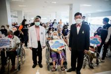 นายก อบจ.ตาก นำวัคซีน Moderna (รอบแรก) ลงพื้นที่ฉีดให้กับประชาชนกลุ่มเปราะบาง ในพื้นที่อำเภอแม่สอด และอำเภอพบพระ จังหวัดตาก