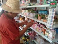 9-11 เมย. 67 จนท.รพ.สต.บ้านสันป่าไร่ร่วมกับเครือข่ายคุ้มครองผู้บริโภคตำบลพระธาตุ ออกตรวจร้านค้าขายของชำพร้อมทั้งให้ความรู้และคำแนะนำแก่เจ้าของร้านค้า