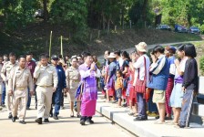 นายกองค์การบริหารส่วนจังหวัดตาก เป็นประธานในพิธีส่งมอบโครงการก่อสร้างสะพานคอนกรีตเสริมเหล็ก ข้ามลำห้วยอุ้มผางหมู่ที่ 2 บ้านแปโดทะ ตำบลอุ้มผาง เชื่อม เทศบาลตำบลอุ้มผาง อำเภออุ้มผาง จังหวัดตาก จำนวน 2 แห่ง