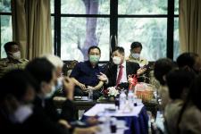 นายก อบจ.ตาก นำทีมเข้ารับการตรวจประเมินความพร้อม เพื่อรับถ่ายโอน รพ.สต. คว้า 100 คะแนนเต็ม