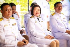 รองปลัดองค์การบริหารส่วนจังหวัดตาก เข้าร่วมพิธีพิธีเจริญพระพุทธมนต์สมโภชพระพุทธรูปสำคัญประจำจังหวัดตาก เฉลิมพระเกียรติ สมเด็จพระนางเจ้าฯ พระบรมราชินี เนื่องในโอกาสวันเฉลิมพระชนมพรรษา 