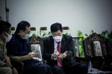 นายก อบจ.ตาก นำทีมเข้ารับการตรวจประเมินความพร้อม เพื่อรับถ่ายโอน รพ.สต. คว้า 100 คะแนนเต็ม