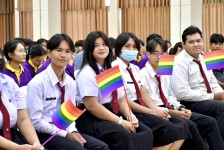 นายกองค์การบริหารส่วนจังหวัดตาก เป็นประธานเปิดโครงการฝึกอบรม วัยใส รักปลอดภัย ห่างไกลโรคติดต่อทางเพศสัมพันธ์และโรคเอดส์ 