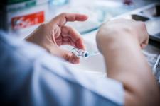 นายก อบจ.ตาก นำวัคซีน Moderna (รอบแรก) ลงพื้นที่ฉีดให้กับประชาชนกลุ่มเปราะบาง ในพื้นที่อำเภอสามเงา จังหวัดตาก