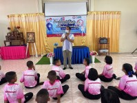 17 ส.ค. 67 นางเสาร์แก้ว อ่วมพิทยา เจ้าพนักงานสาธารณสุข รพ.สต.บ้านสันป่าไร่และนายวิทวัส ตาคำ ประธานเครือข่ายคนต่อชีวิต ร่วมเป็นวิทยากรอบรมให้ความรู้แก่นักเรียนโรงเรียนบ้านป่าไร่เหนือในโครงการเฝ้าระวังป้องกันและควบคุมโรคไข้หวัดใหญ่สายพันธ์ใหม่และโรคระบาดตาม