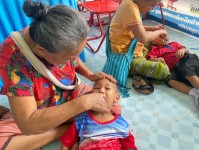 3 ส.ค. 67 นส.พนิดา ตลับทอง จพ.ทันตาภิบาลปฏิบัติการพร้อมด้วยนส.โสภา วรนารถวิชัย ผู้ช่วยทันตกรรม รพ.สต.บ้านสันป่าไร่ เป็นวิทยากรให้ความรู้กิจกรรมทันตสุขภาพที่ศพด.บ้านป่าไร่เหนือและตรวจสุขภาพช่องปากพร้อมทั้งเคลือบฟลูออไรด์จำนวน 32 ราย