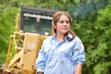 รองนายกองค์การบริหารส่วนจังหวัดตาก นำเครื่องจักรกลพร้อมน้ำมันเชื้อเพลิง ลงพื้นที่เพื่อปฏิบัติงานในพื้นที่หมู่ที่ 1-9 ตำบลนาโบสถ์ อำเภอวังเจ้า จังหวัดตาก