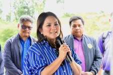 รองนายกองค์การบริหารส่วนจังหวัดตาก ลงพื้นที่ตรวจการปฏิบัติงานของเครื่องจักรกลในพื้นที่ตำบลแม่หละ อำเภอท่าสองยาง จังหวัดตาก