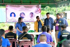 รองนายกองค์การบริหารส่วนจังหวัดตาก ลงพื้นที่ตรวจการปฏิบัติงานของเครื่องจักรกลในพื้นที่ตำบลแม่หละ อำเภอท่าสองยาง จังหวัดตาก