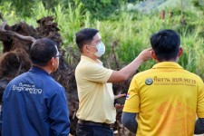 รองนายกองค์การบริหารส่วนจังหวัดตาก ลงพื้นที่ตรวจการปฏิบัติงานของเครื่องจักรกลในพื้นที่ตำบลพะวอ อำเภอแม่สอด จังหวัดตาก