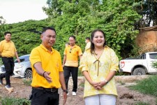 รองนายกองค์การบริหารส่วนจังหวัดตาก ลงพื้นที่ตรวจการปฏิบัติงานของเครื่องจักรกลในพื้นที่ตำบลพะวอ อำเภอแม่สอด จังหวัดตาก