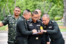 รองปลัดองค์การบริหารส่วนจังหวัดตาก ร่วมพิธีทำบุญ เนื่องในวันสถาปนาหน่วย ครบรอบปีที่ 13 กองพันทหารราบที่ 2 กรมทหารราบที่ 14