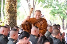 รองปลัดองค์การบริหารส่วนจังหวัดตาก ร่วมพิธีทำบุญ เนื่องในวันสถาปนาหน่วย ครบรอบปีที่ 13 กองพันทหารราบที่ 2 กรมทหารราบที่ 14