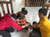 12 ก.ย.67 รพ.สต.บ้านสันป่าไร่ ออกหน่วยฉีดวัคซีนเด็กอายุ 2 เดือน ถึง 4 ปี จำนวน 11 ราย มีบริการเจาะเลือดตรวจ hct , จ่ายยา para syr , ferrous syr และ ยืนยันตัวตน(Authen)