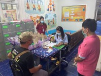 24 ก.ย.67 รพ.สต.บ้านสันป่าไร่ จ่ายยาผู้ป่วยโรคความดันโลหิตสูง กลุ่ม 3 จำนวน 48 ราย พร้อมทบทวนความเข้าใจเรื่องการทานยาและนับจำนวนยา ก่อนผู้ป่วยกลับบ้าน