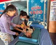 9 ต.ค.67 รพ.สต.บ้านสันป่าไร่ ฉีดวัคซีนเด็กอายุ 2 เดือน ถึง 4 ปี จำนวน 22 ราย และตรวจสุขภาพช่องปาก , เคลือบฟลูออไรด์ , ให้ทันตสุขศึกษาแก่ผู้ปกครอง , เจาะเลือดตรวจ hct , จ่ายยา ferrous syr , para syr  , ยืนยันตัวตน(Authen)