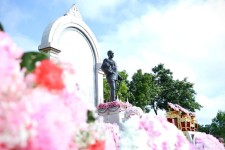 ปลัดองค์การบริหารส่วนจังหวัดตาก เข้าร่วมพิธีวางพวงมาลา เนื่องในวันปิยมหาราช