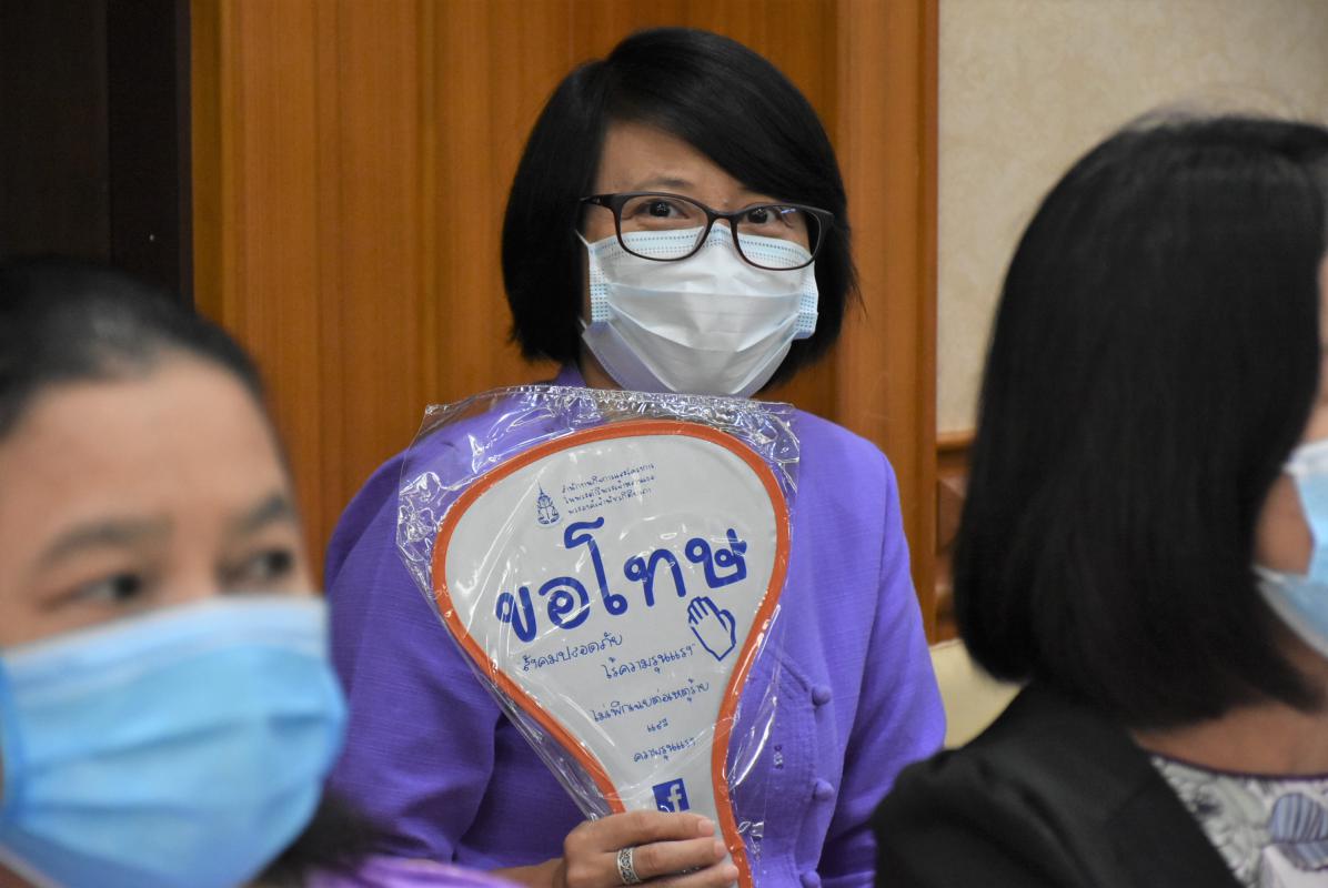 เข้าร่วมพิธีเปิดโครงการและมอบเกียรติบัตรให้ผู้แทนโรงเรียนในโครงการสำนักงานอัยการจังหวัดยุติความรุนแรงดีเด่น ประจำปีงบประมาณ พ.ศ. 2563