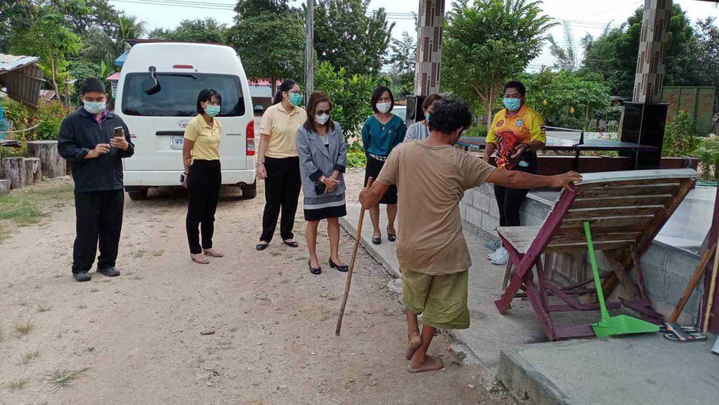 คณะอนุกรรมการด้านการประเมินผลกองทุนฟื้นสมรรถภาพจังหวัดตากลงพื้นที่ติดตามและประเมินประเมินผลการขอรับเงินสนับสนุนโครงการปรับสภาพแวดล้อมที่อยู่อาศัยสำหรับคนพิการที่ยากไร้และมีความจำเป็นต้องได้รับการฟื้นฟูสมรรถภาพ