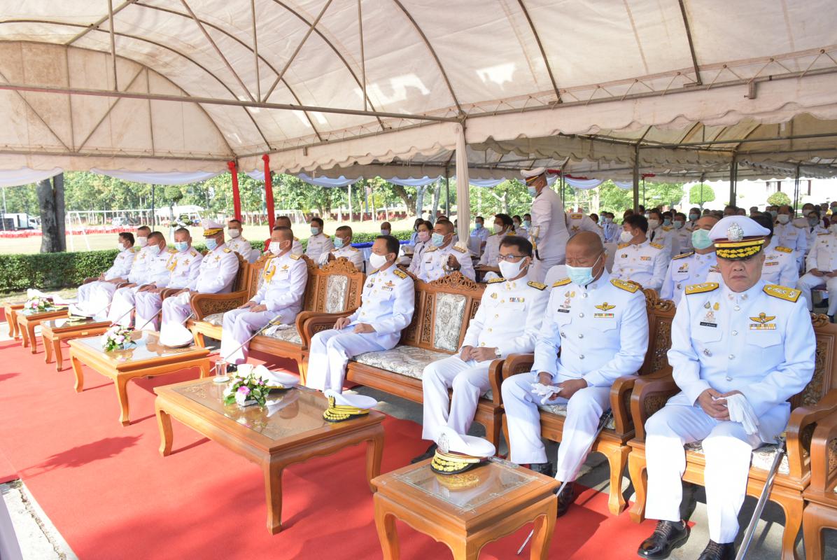 พิธีวางพวงมาลาถวายสักการะพระบรมราชานุสาวรีย์สมเด็จพระเจ้าตากสินมหาราช 