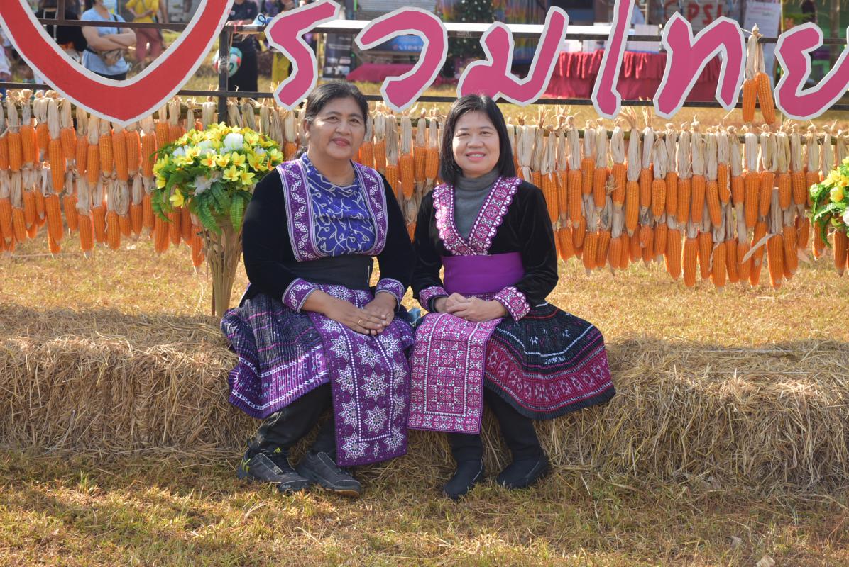 ร่วมพิธีเปิดงานสืบสานประเพณีปีใหม่ม้ง อำเภอพบพระ ประจำปีงบประมาณ 2564