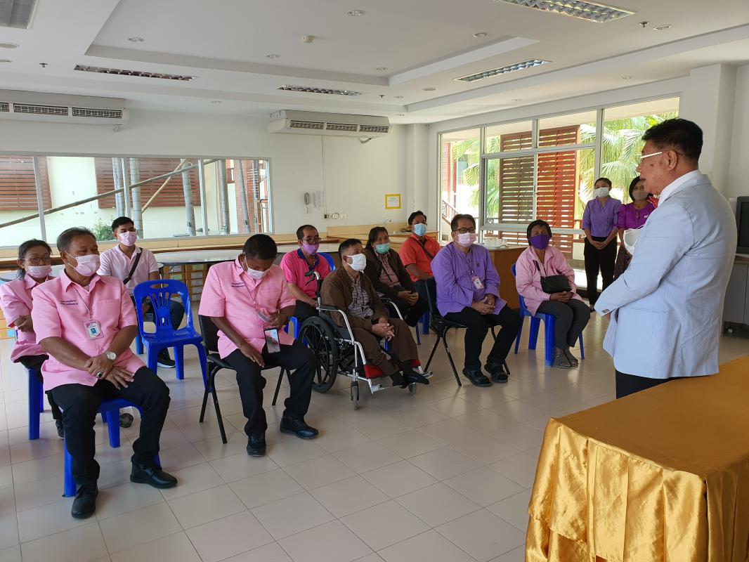 ภาพบรรยากาศแห่งความสุขและความยินดี