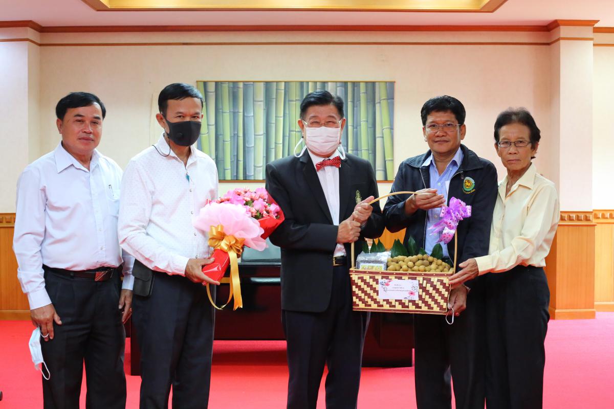 ภาพบรรยากาศแห่งความสุขและความยินดี