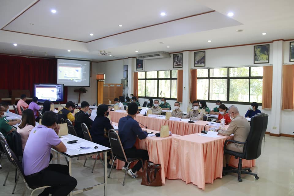 เข้าร่วมการประชุมจัดทำโครงร่างแผนแม่บทโครงการส่งเสริมการเรียนรู้เพื่อการอนุรักษ์และฟื้นฟูสิ่งแวดล้อมอันเนื่องมาจากพระราชดำริ จังหวัดตาก (ระยะ 5 ปี ) พ.ศ.2565-2569