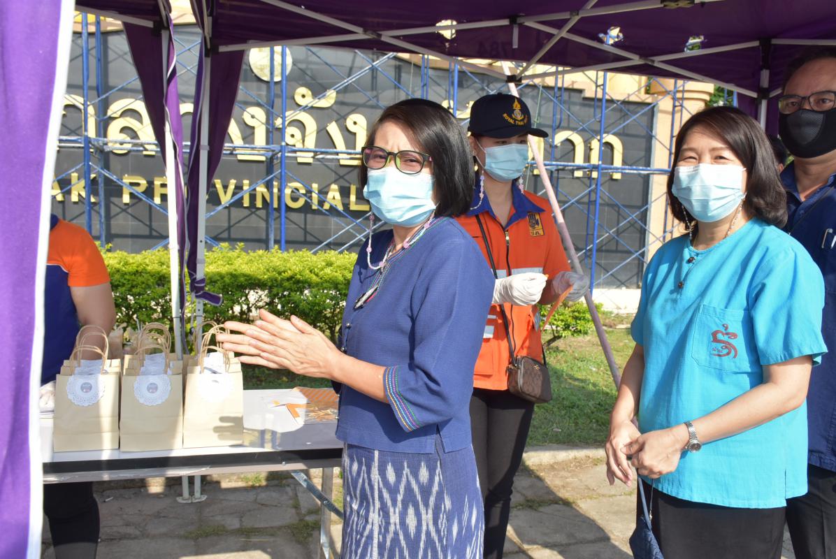 พิธีเปิดศูนย์ปฏิบัติการป้องกันและลดอุบัติเหตุทางถนนช่วงเทศกาลสงกรานต์ พ.ศ. 2564 จังหวัดตาก