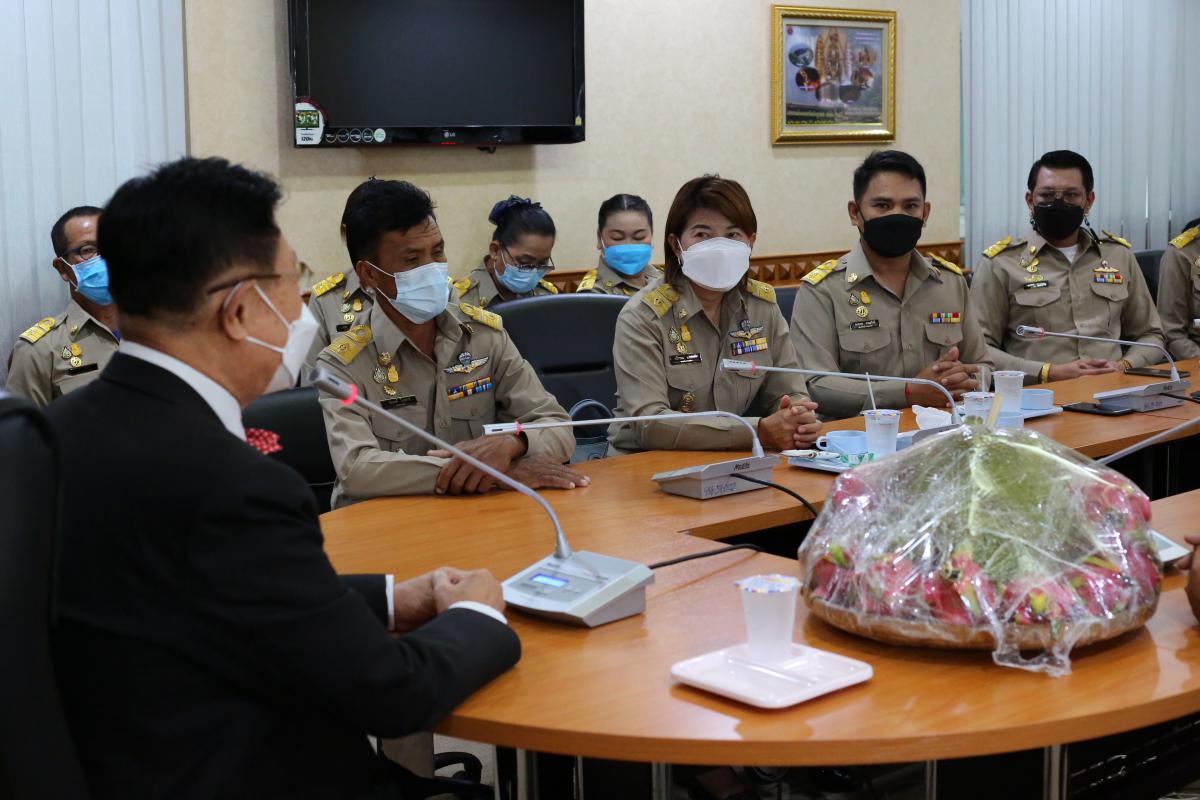 นายกเทศมนตรีตำบลวังเจ้า พร้อมคณะผู้บริหาร และสมาชิกสภาเทศบาล เข้าพบนายก อบจ.ตาก