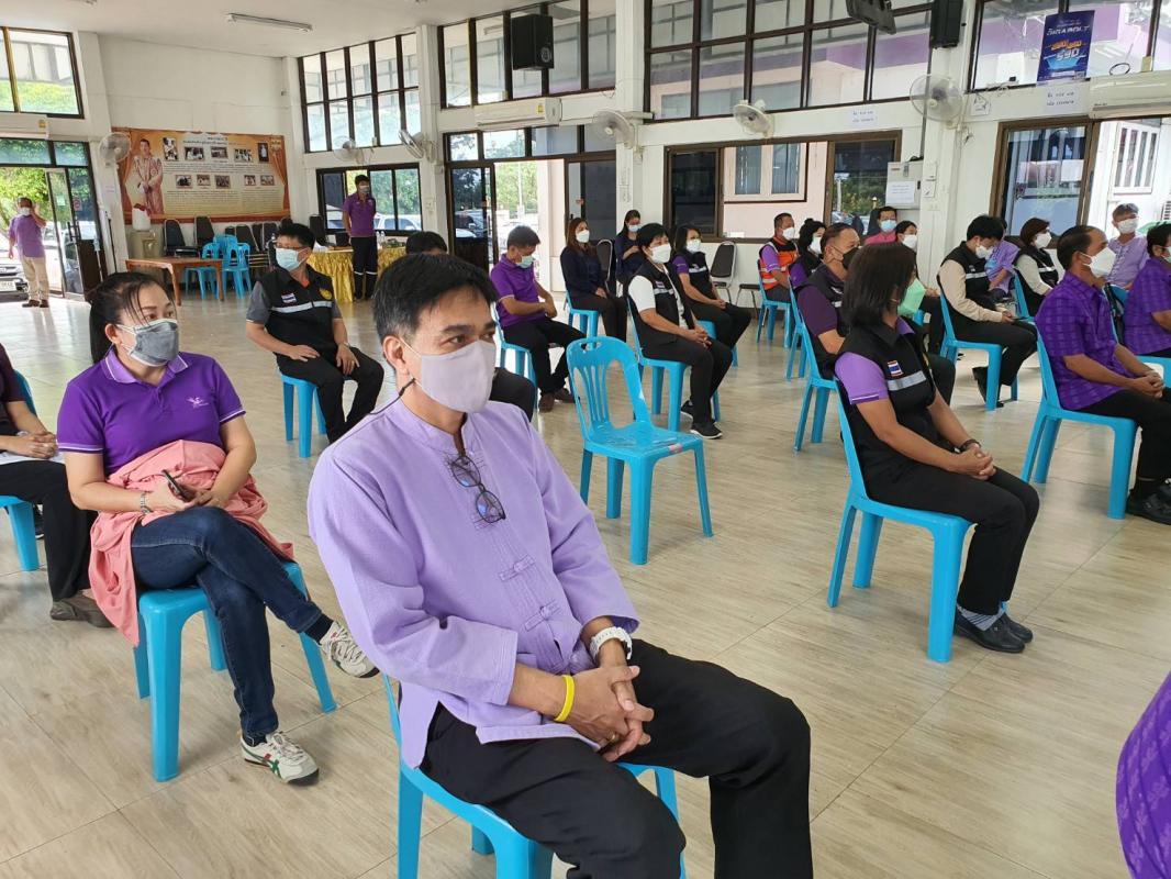 นายก อบจ.ตาก นำทีมลงพื้นที่ส่งมอบวัสดุอุปกรณ์ทางการแพทย์ ณ อำเภอแม่ระมาด จังหวัดตาก