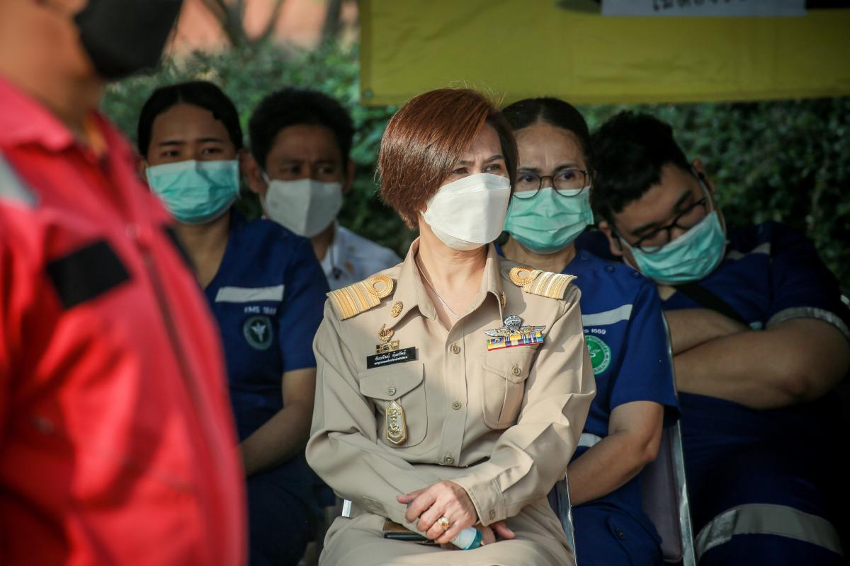 นายก อบจ. ตาก เข้าร่วมพิธีเปิดศูนย์ปฏิบัติการป้องกันและลดอุบัติเหตุทางถนนช่วงเทศกาลปีใหม่ พ.ศ. 2565