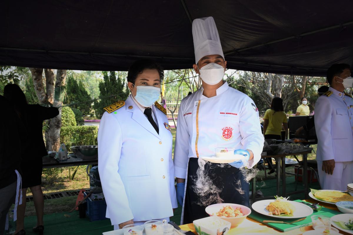 ปลัด อบจ.ตาก เข้าร่วมพิธีถวายเครื่องราชสักการะ พระบาทสมเด็จพระบรมชนกาธิเบศร มหาภูมิพลอดุลยเดชมหาราช บรมนาถบพิตร 