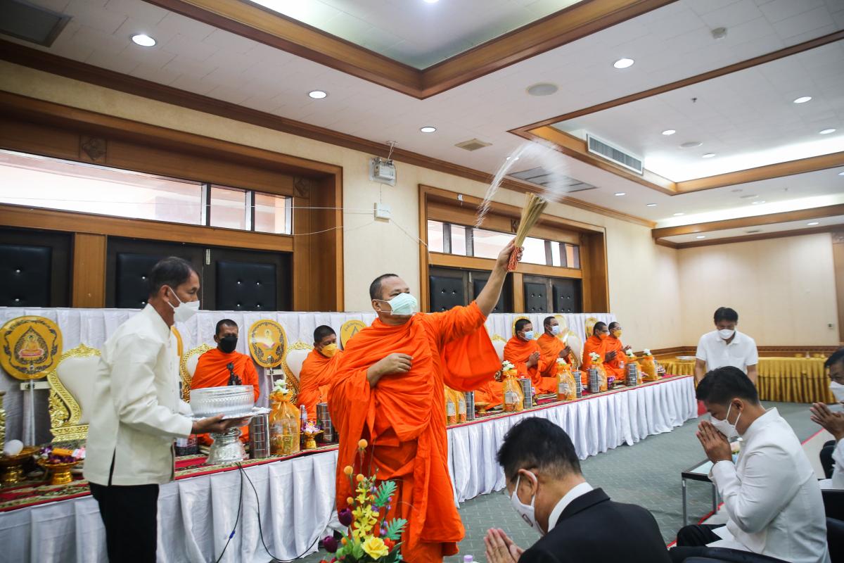 ายกองค์การบริหารส่วนจังหวัดตาก เป็นประธานในการเปิดโครงการฝึกอบรมคุณธรรมและจริยธรรม หลักสูตร “การปฏิบัติงานให้เกิดประโยชน์ โดยยึดมั่นในธรรมและวินัย และเชิดชูเกียรติ คนดี ศรี อบจ.ตาก”