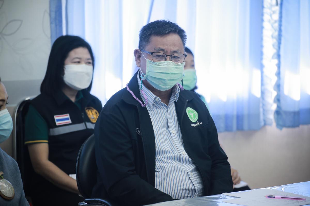 นายก อบจ.ตาก ลงพื้นที่ตรวจเยี่ยมและให้กำลังใจเจ้าหน้าที่ผู้ปฏิบัติงาน ณ โรงพยาบาลส่งเสริมสุขภาพตำบลสมอโคน และโรงพยาบาลส่งเสริมสุขภาพตำบลบ้านหนองงิ้ว อำเภอบ้านตาก จังหวัดตาก 