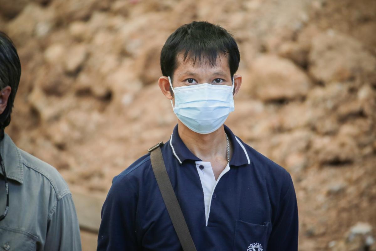 นายกองค์การบริหารส่วนจังหวัดตาก ในฐานะผู้อำนวยการอุทยานธรณีไม้กลายเป็นหินตาก พร้อมด้วยผู้บริหาร และหัวหน้าส่วนการงานองค์การบริหารส่วนจังหวัดตาก ร่วมเป็นสักขีพยานในการวัดความยาวของไม้กลายเป็นหินหลุมที่ 1 ร่วมกับกรมทรัพยากรธรณี ณ อุทยานแห่งชาติดอยสอยมาลัย-ไ