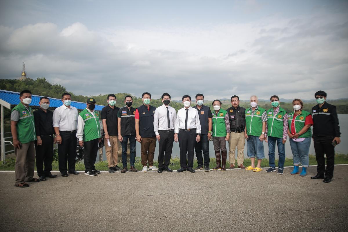 ลงพื้นที่ติดตามสถานการณ์น้ำท่วม ในพื้นที่อำเภอแม่สอด โดยได้ให้การสนับสนุน นำเครื่องสูบน้ำไปช่วยแก้ไขปัญหาน้ำท่วมขังในพื้นที่