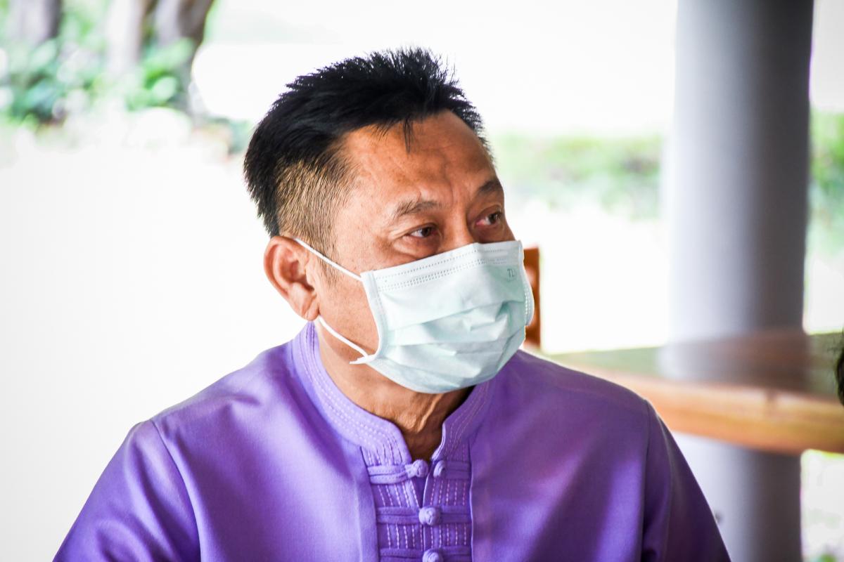 นายกองค์การบริหารส่วนจังหวัดตาก ในฐานะผู้อำนวยการอุทยานธรณีไม้กลายเป็นหินตากลงพื้นที่ตรวจสอบเพื่อเตรียมความพร้อมการจัดงานบันทึกสถิติโลกไม้กลายเป็นหินที่ยาวที่สุดในโลก Guinness World Records (GWR)