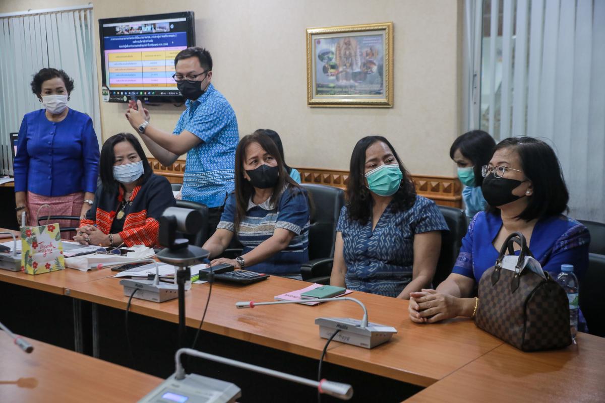  เข้าร่วมการประชุมชี้แจงกับคณะกรรมาธิการวิสามัญพิจารณาร่างพระราชบัญญัติงบประมาณรายจ่าย ประจำปีงบประมาณ พ.ศ. 2566