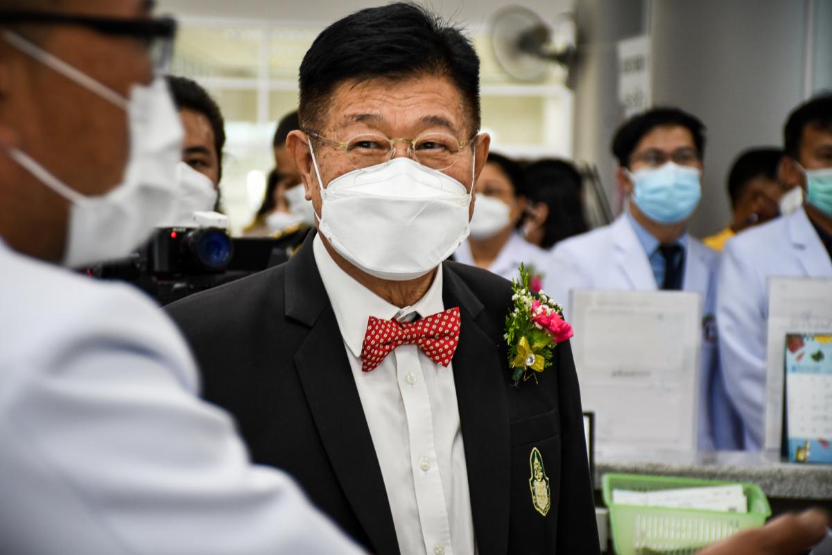 นายกองค์การบริหารส่วนจังหวัดตาก ร่วมพิธีเปิดอาคารผู้ป่วยนอก โรงพยาบาลสมเด็จพระเจ้าตากสินมหาราช