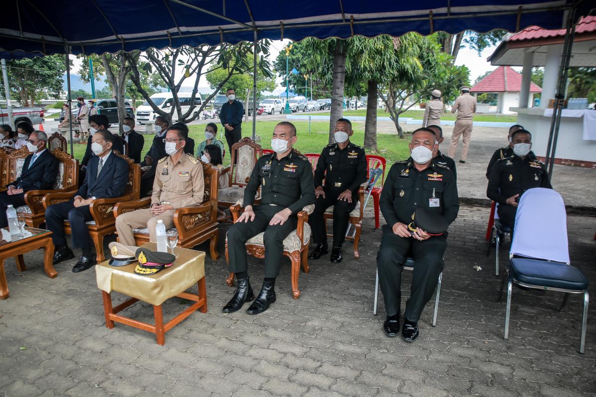 เข้าร่วมพิธีวางพวงมาลาเนื่องในวันคล้ายวันเกิดของ จอมพล ถนอม กิตติขจร