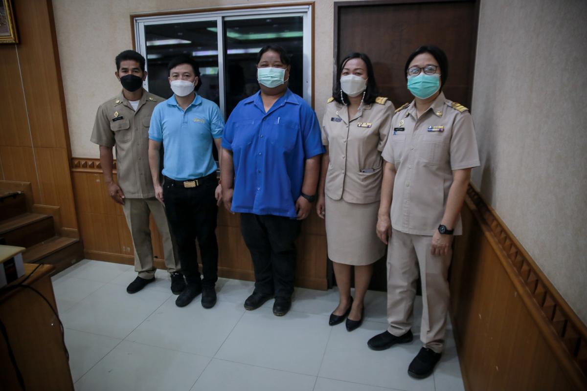 นายกองค์การบริหารส่วนจังหวัดตาก ร่วมเป็นเกียรติ และให้การกล่าวต้อนรับ ในพิธีเปิดโครงการคัดกรองมะเร็งเต้านม โดยเครื่องเอกซเรย์เต้านมเคลื่อนที่ (Mammogram) ในสตรีกลุ่มเสี่ยงและด้อยโอกาส