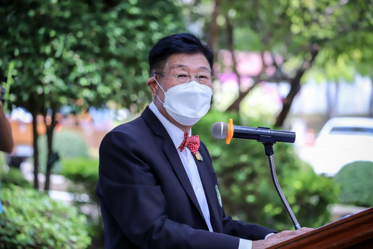 นายกองค์การบริหารส่วนจังหวัดตาก เป็นประธานในพิธีเปิดกิจกรรมปลูกต้นไม้ ตามโครงการท้องถิ่นปลูกป่าเฉลิมพระเกียรติ สมเด็จพระนางเจ้าสิริกิติ์ พระบรมราชินีนาถ พระบรมราชชนนีพันปีหลวง