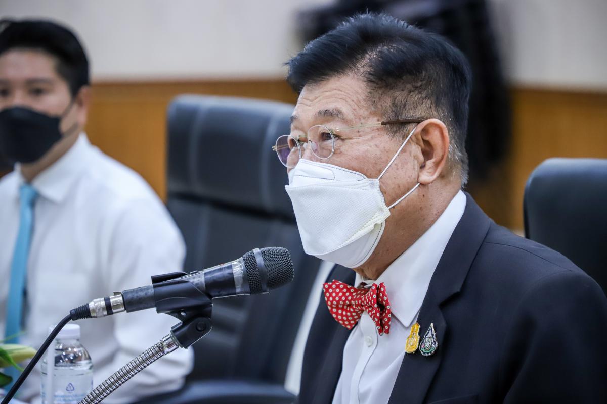 นายกองค์การบริหารส่วนจังหวัดตาก เป็นประธานเปิดการประชุมร่วม เพื่อเตรียมการถ่ายโอนภารกิจให้กับองค์การบริหารส่วนจังหวัด ของสถานีอนามัยเฉลิมพระเกียรติและโรงพยาบาลส่งเสริมสุขภาพตำบล 18 แห่ง